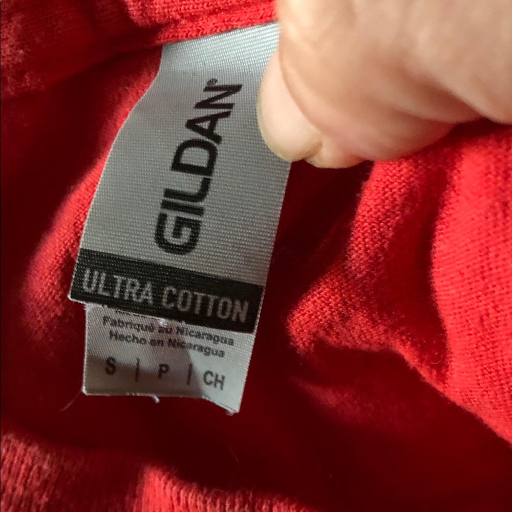 Gildan Red Short Sleeve Tee - Picture 2 of 4